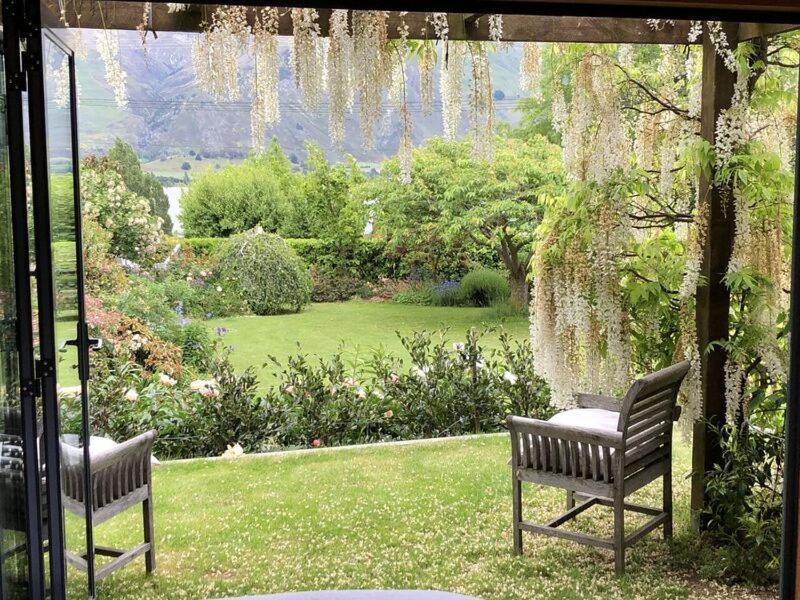 Ferienwohnung Central Wanaka | Lake & Mtn Views | Well Appointed Exterior foto